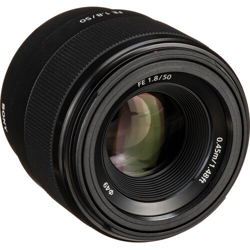 Close-up of the front element and coatings of the Sony FE 50mm f/1.8