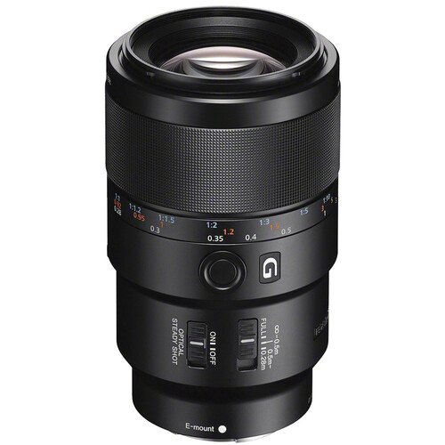 Detail of the manual focus ring texture on the Sony FE 90mm Macro G